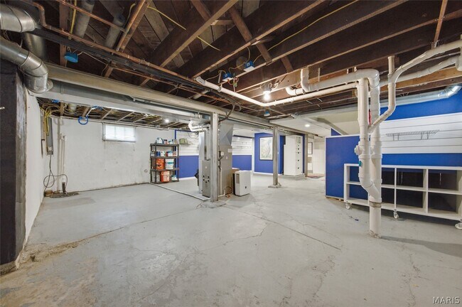 Building Photo - 7385 Arlington Dr