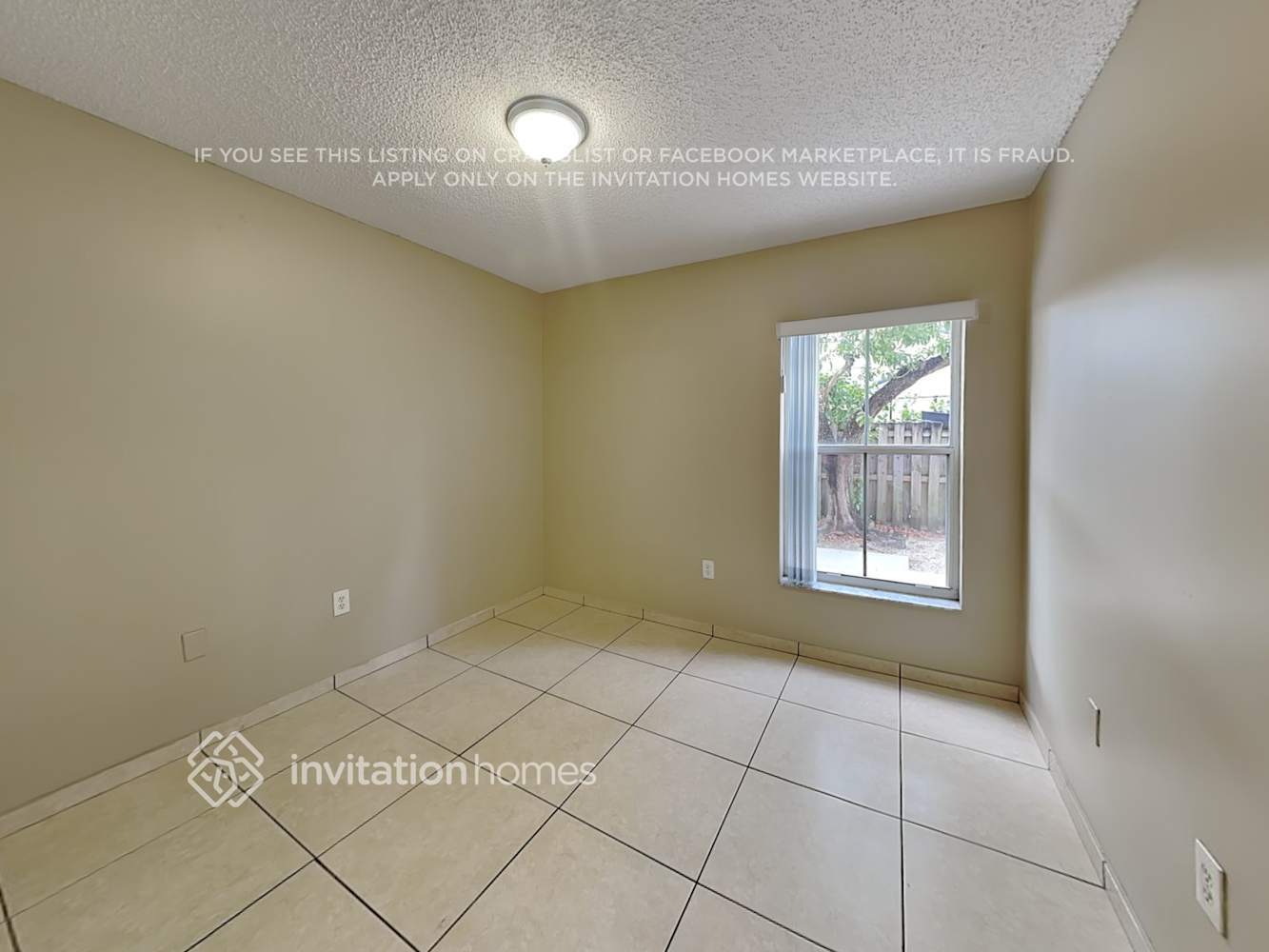 Building Photo - 8410 SW 157th Ct