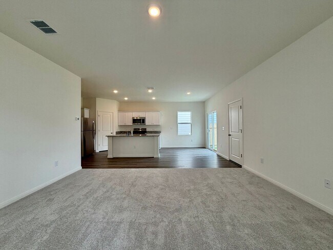Building Photo - 136 Mullen Wy