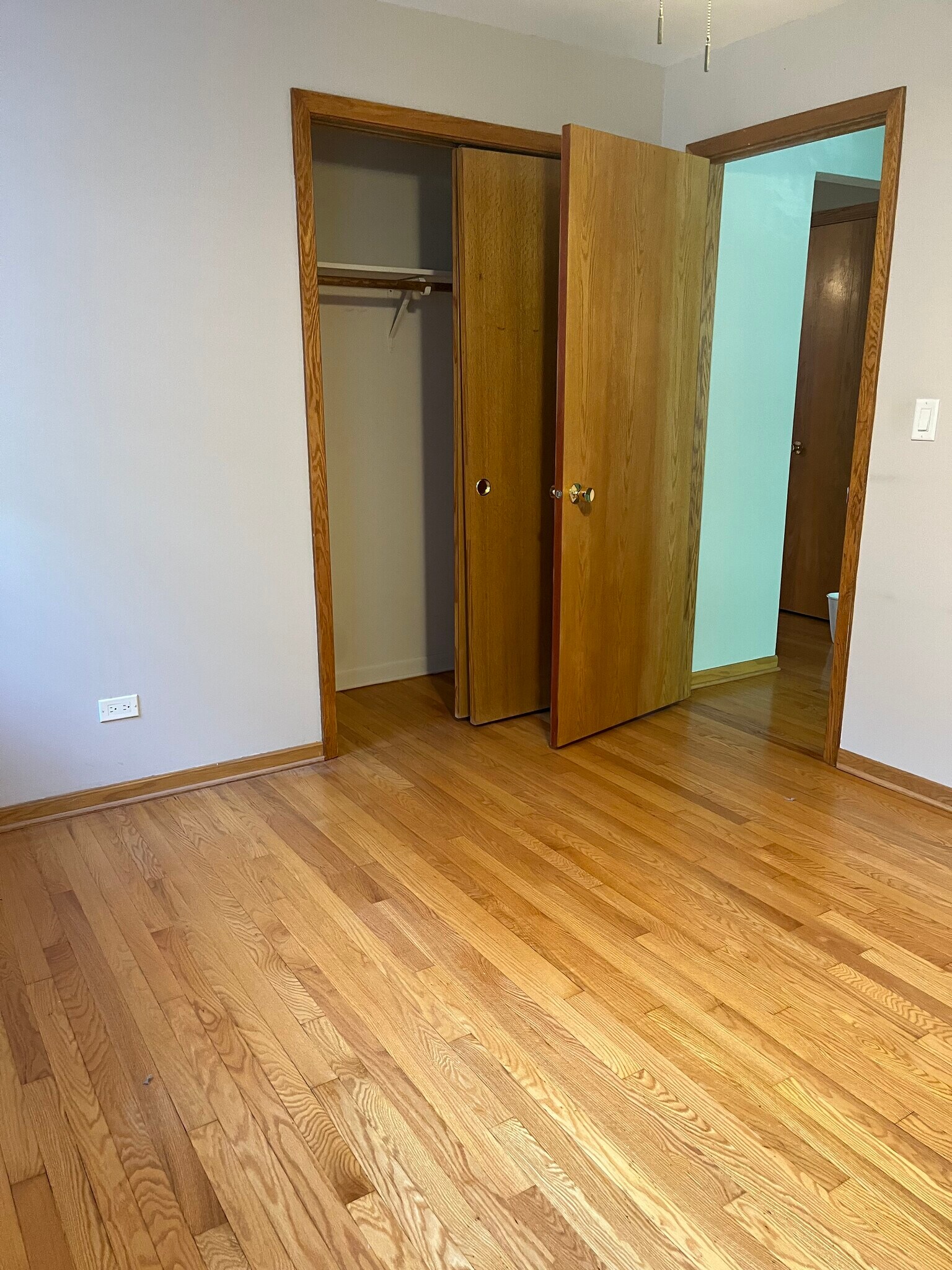 Building Photo - 3848 N Kenneth Ave
