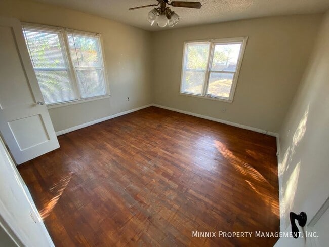 Building Photo - 3007 32nd St