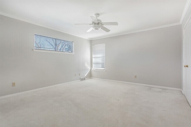 Building Photo - 6926 Colfax Dr