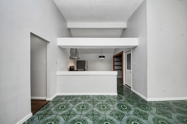 Building Photo - 9211 Autumn Harvest Dr