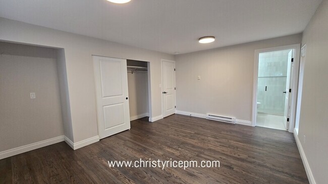 Building Photo - 1815 116th Ave NE