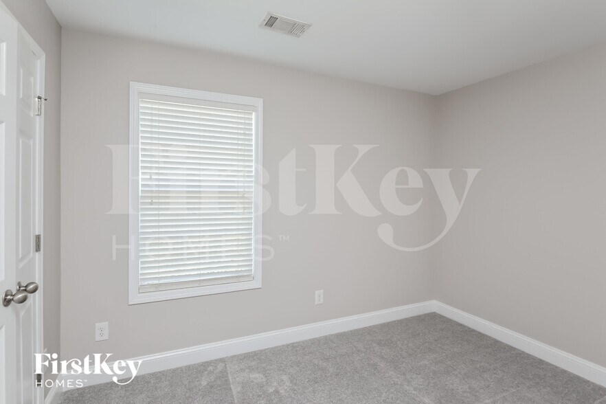 Building Photo - 1097 Scenic Park Trail SW