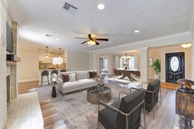 Building Photo - 9115 Taidswood Dr