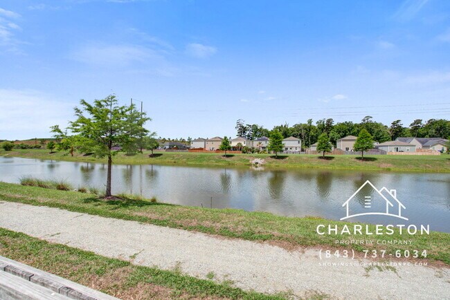 Building Photo - 347 Matuskovic Dr