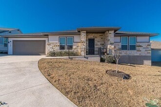 Building Photo - 105 Ace Ln