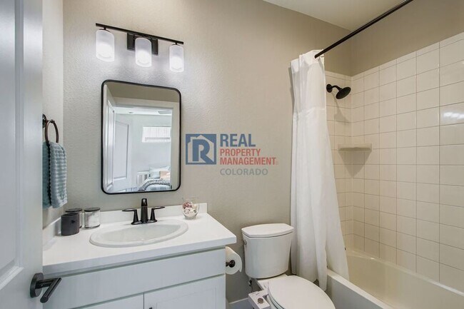 Building Photo - 5160 Ward Rd