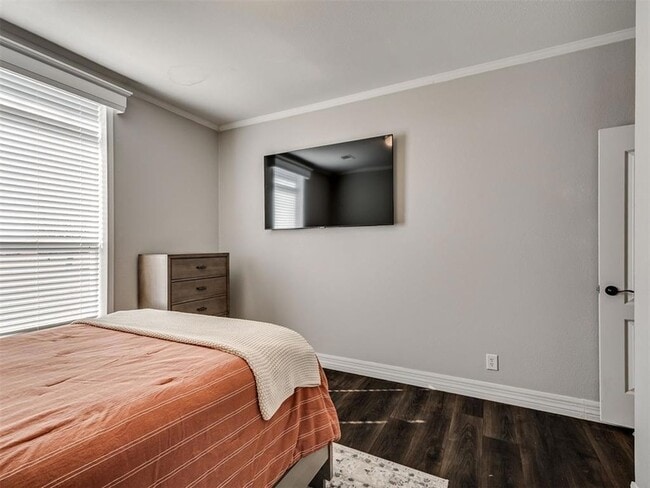 Building Photo - 7601 SW 119th St