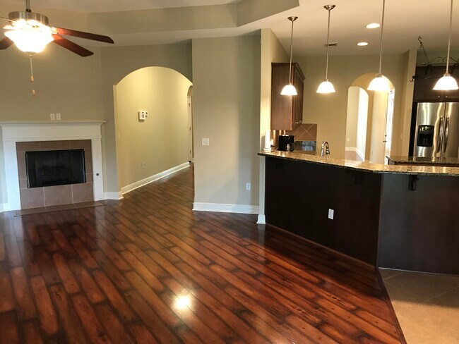 Building Photo - 24 Mozart Ln