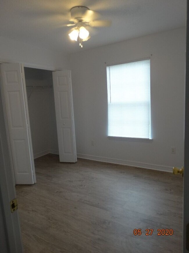 Building Photo - 552 Brock Ave