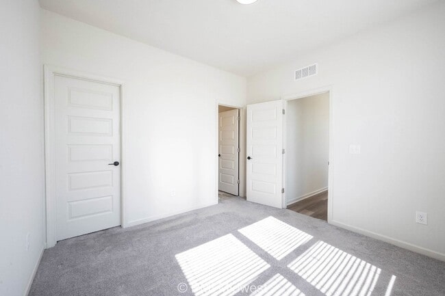 Building Photo - 6809 Blackwater Ln