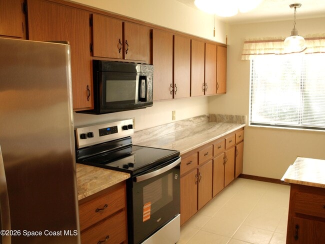 Building Photo - 9012 Scarsdale Ct