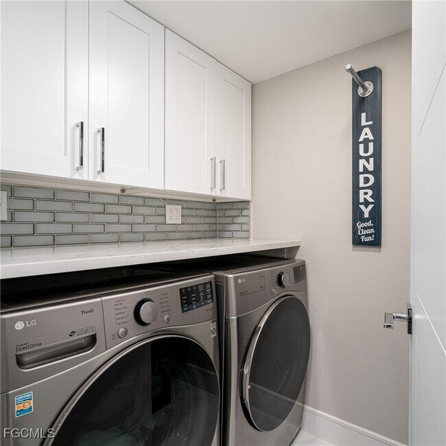 Building Photo - 17 Bluebill Ave