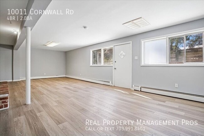 Building Photo - 10011 Cornwall Rd