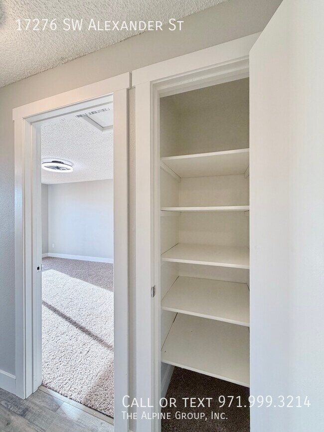 Building Photo - 17276 SW Alexander St