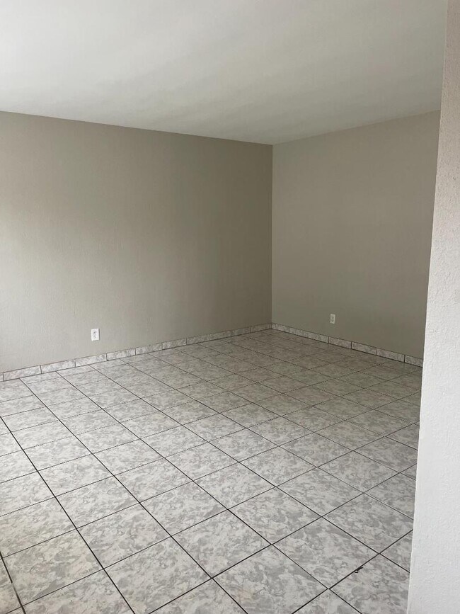 Building Photo - 3539 Baltic Ave