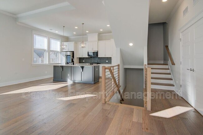 Building Photo - 5939 Ardrey Kell Rd