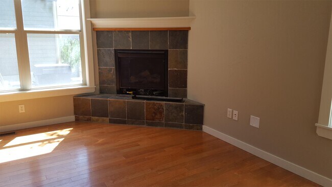 Building Photo - 146 Kimball Ave