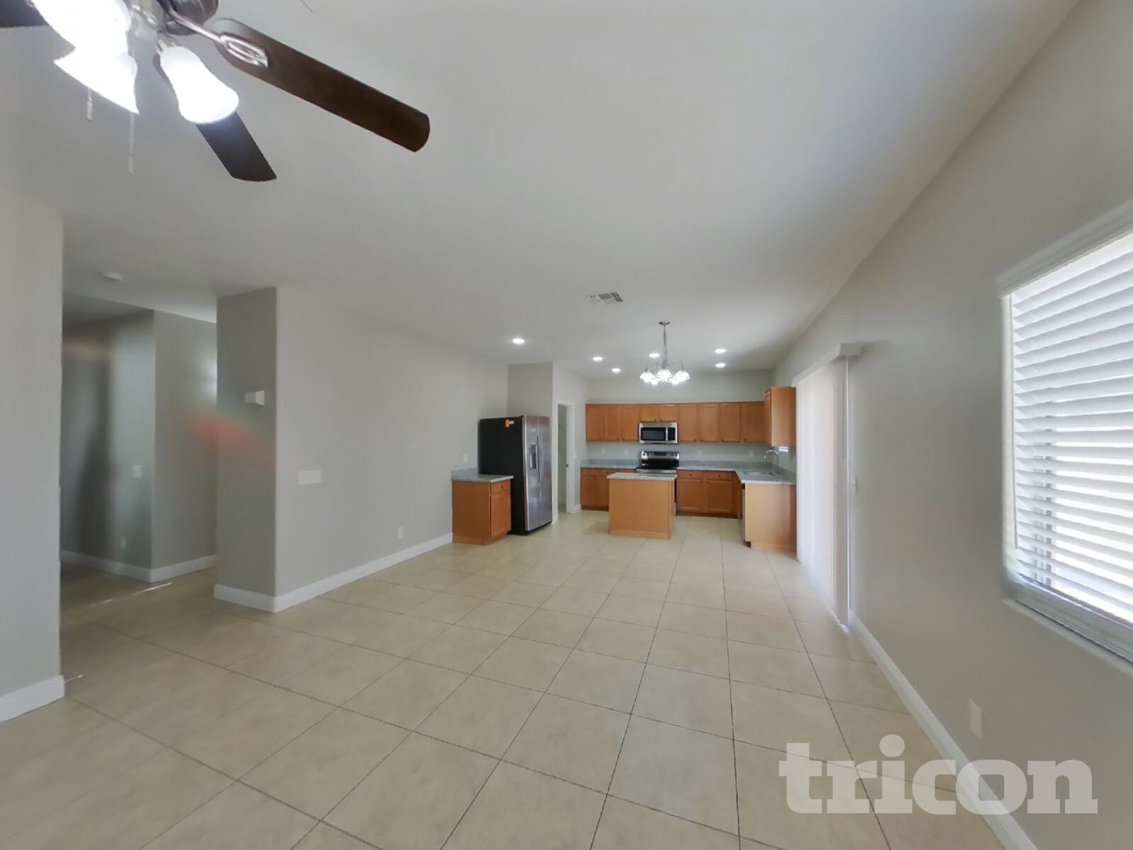 Building Photo - 2405 N 92nd Ln