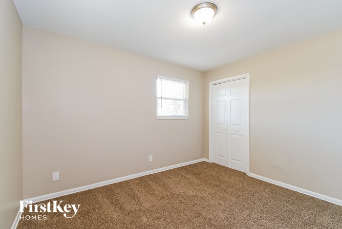 Building Photo - 8801 Coventry Ct