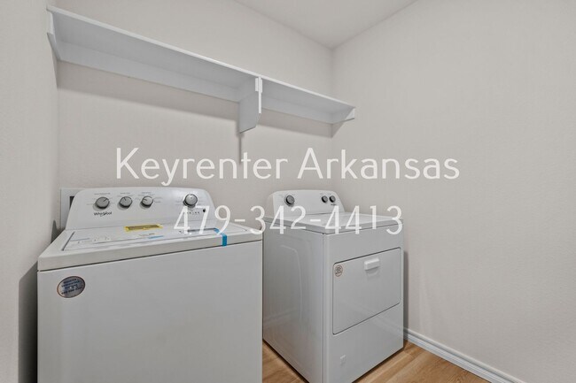 Building Photo - Beautiful, Brand New 4/2 in Gentry!