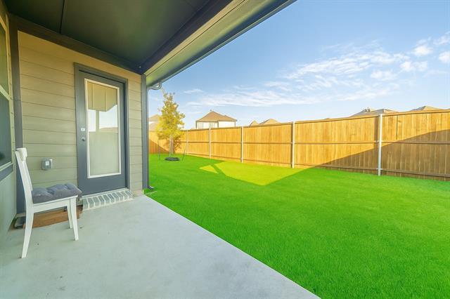 Building Photo - 2317 Spring Side Dr