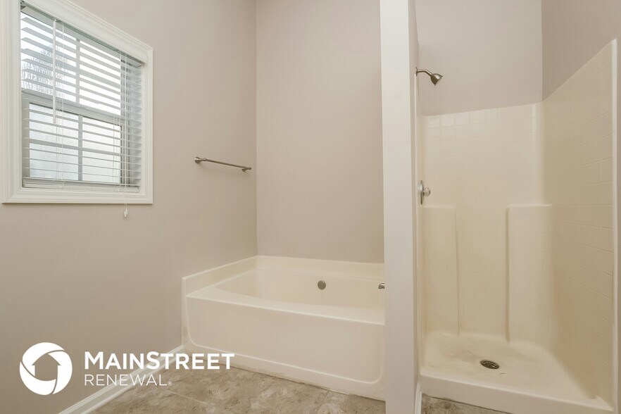 Building Photo - 7075 Mahonia Pl
