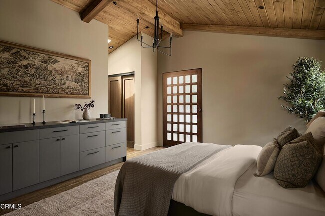 Building Photo - 12406 La Maida St