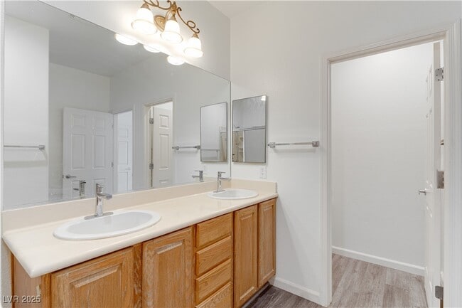 Building Photo - 2463 Eagle Harbor Dr