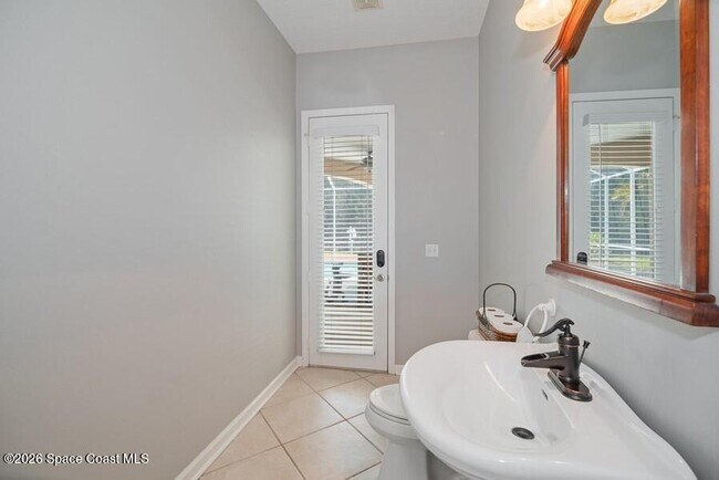 Building Photo - 2025 Sykes Creek Dr