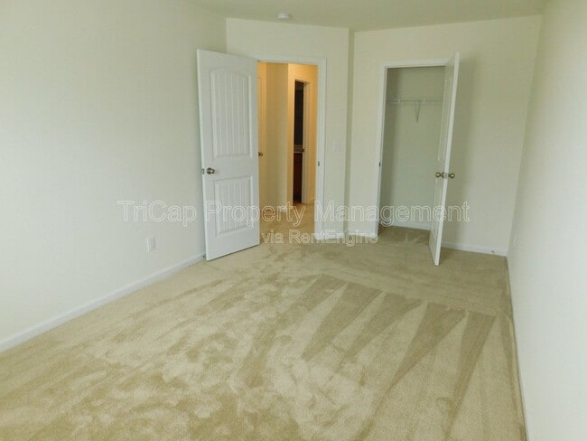 Building Photo - 5041 Eagle Stone Lane