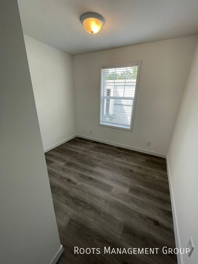 Building Photo - Home Available to Lease - Apply Today!