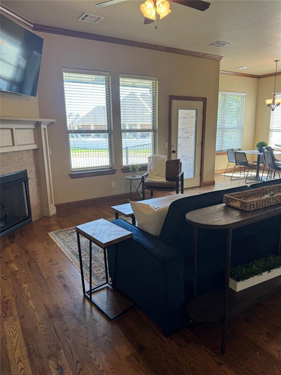 Building Photo - 3320 Enclave Ln