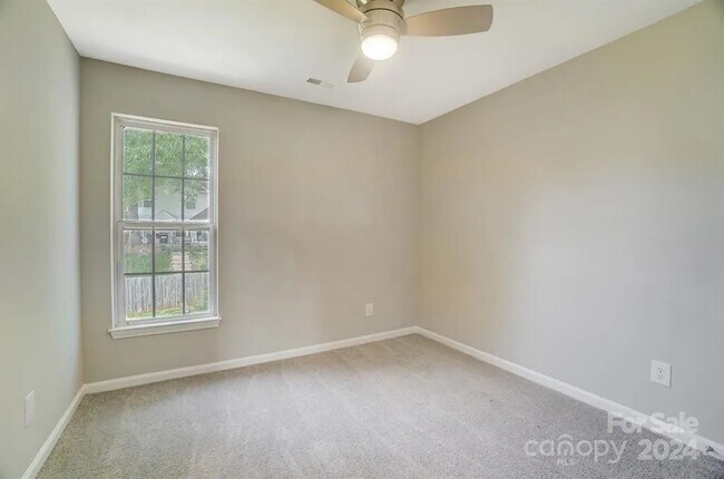 Building Photo - 9839 Brawley Ln