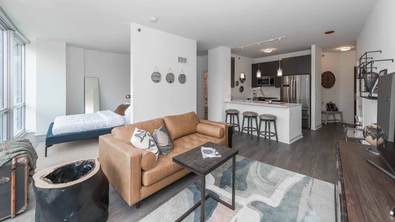 Building Photo - 455 N New St