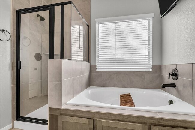 Building Photo - 5338 CJ Walker Ln