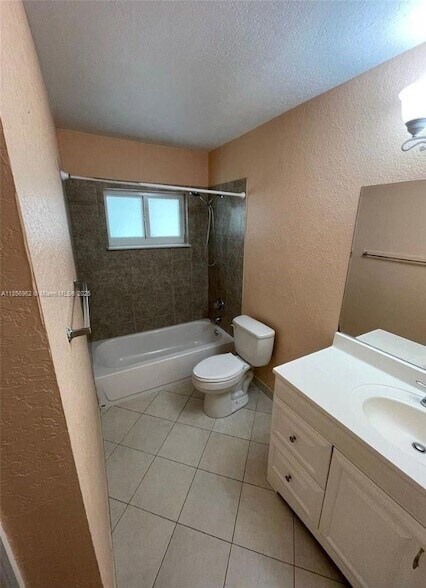 Building Photo - 5352 Rose Marie Ave S