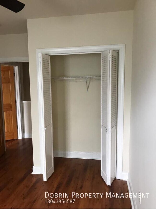 Building Photo - 516 N Hancock St