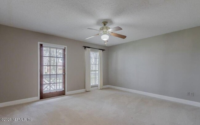 Building Photo - 4944 Mariners Point Dr