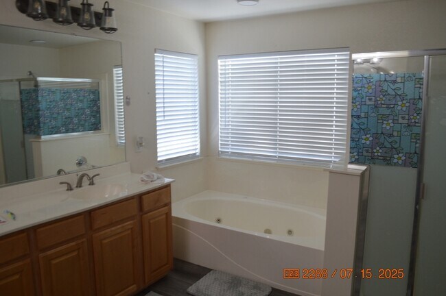 Building Photo - 249 Damara Ct