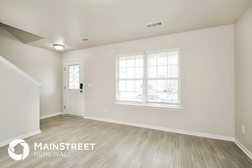 Building Photo - 1310 Waldridge Ct