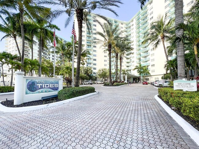 Building Photo - 3801 S Ocean Dr