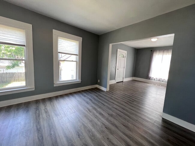 Building Photo - 1029 Walker Ave NW