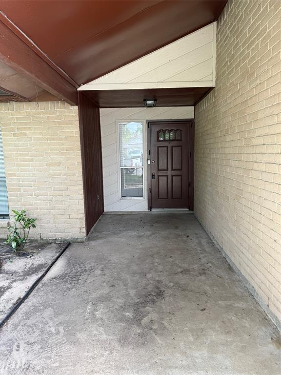 Building Photo - 5613 Countryaire St