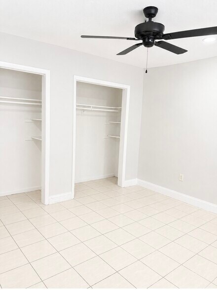 Building Photo - 457 NE 139th St