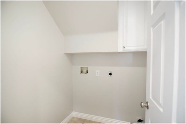 Building Photo - 2 Bedroom Plus Loft - Laguna Niguel Condo!