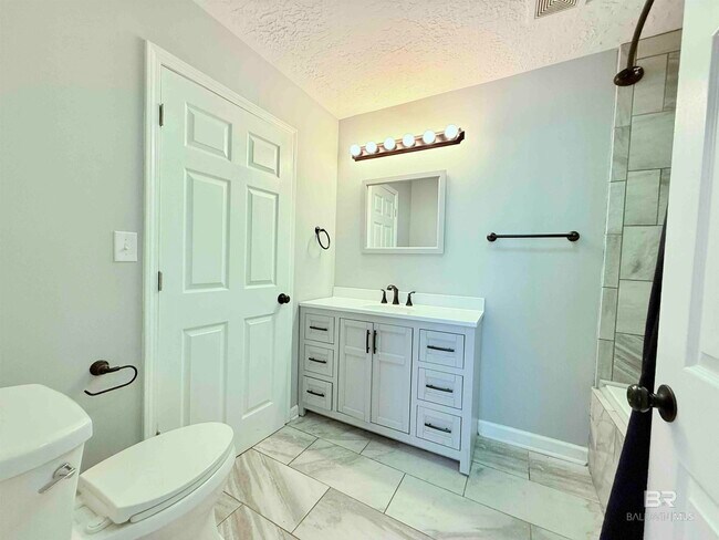 Building Photo - 8853 Wellsworld St