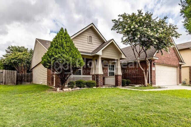 Primary Photo - 13517 Biltmore Lks